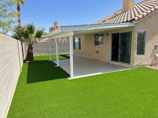 Building Photo - Single Story located in 89031