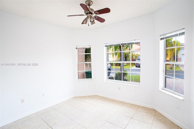 Building Photo - 16222 SW 102nd Terrace