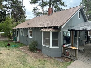 Building Photo - 38534 Masumola Rd
