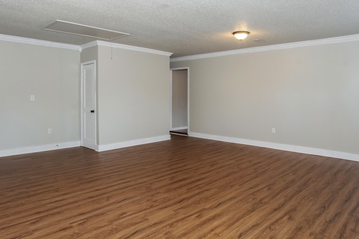 Building Photo - 112 Briarbush Ct