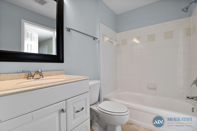 Building Photo - Bright, Freshly Updated 2BR/2BA Condo at T...