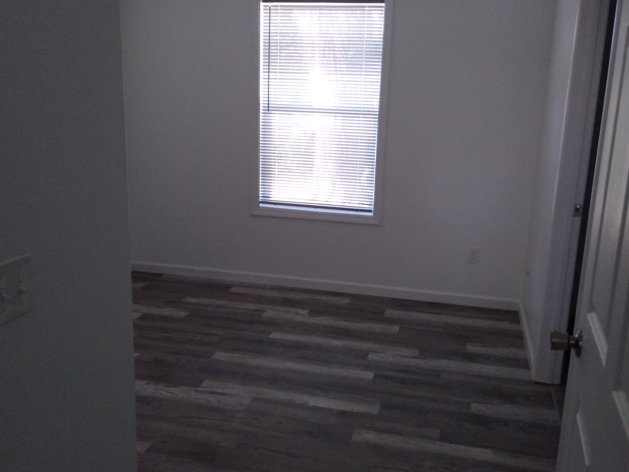 Bedroom - 1129 S Forest Ave