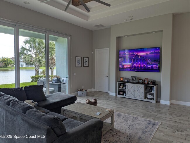 Building Photo - 3960 Poseidon Way