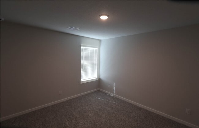 Building Photo - 8587 Blueberry Ash St