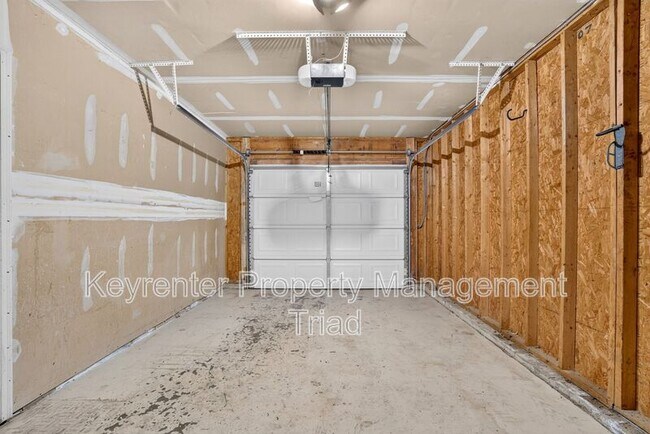 Building Photo - 4227 Blazingwood Ct