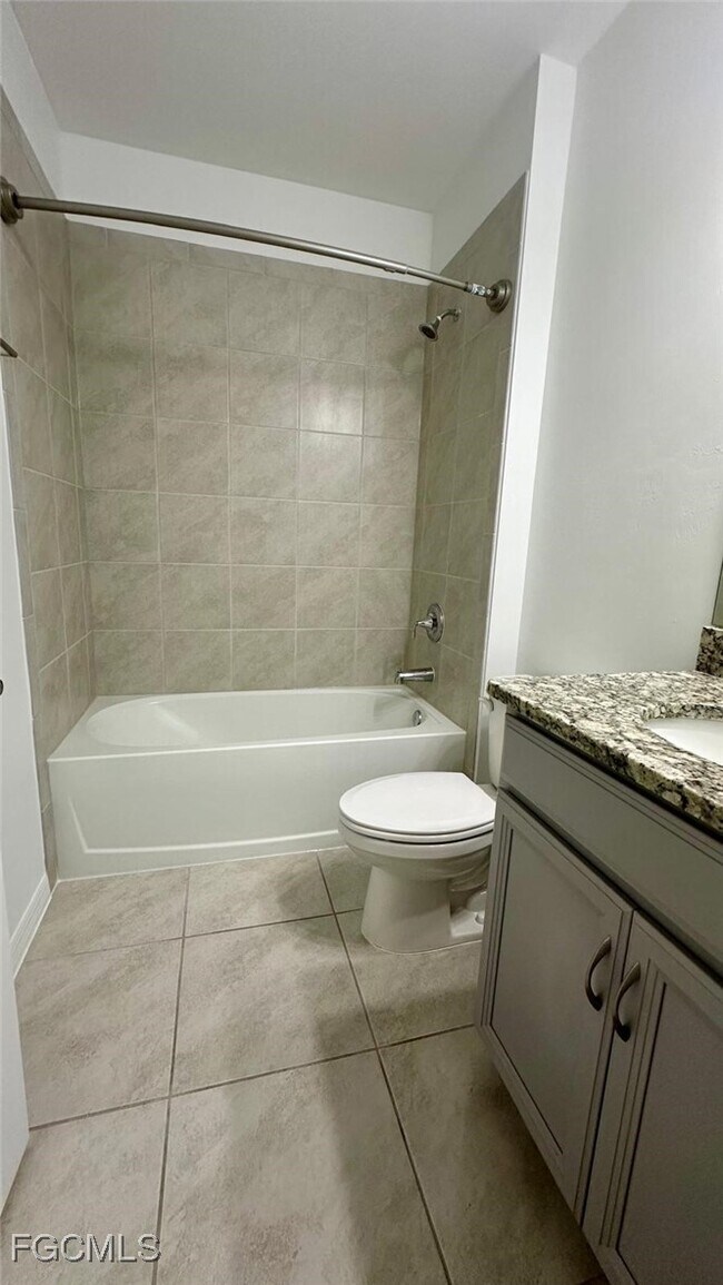 Building Photo - 3034 Royal Gardens Ave