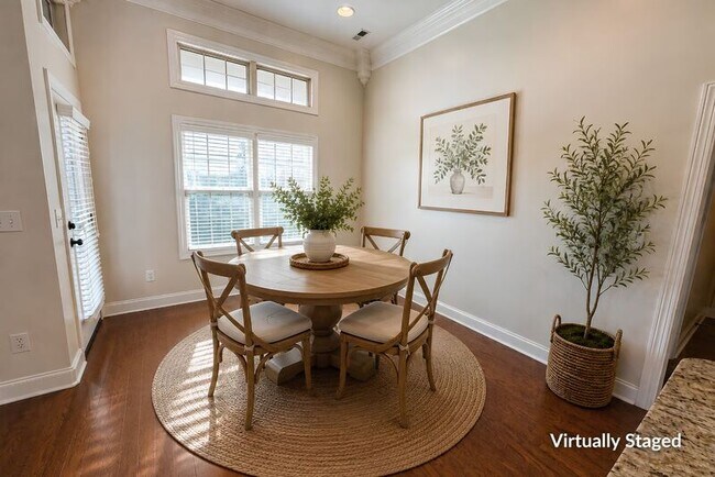 Building Photo - 7587 Crestridge Dr SE