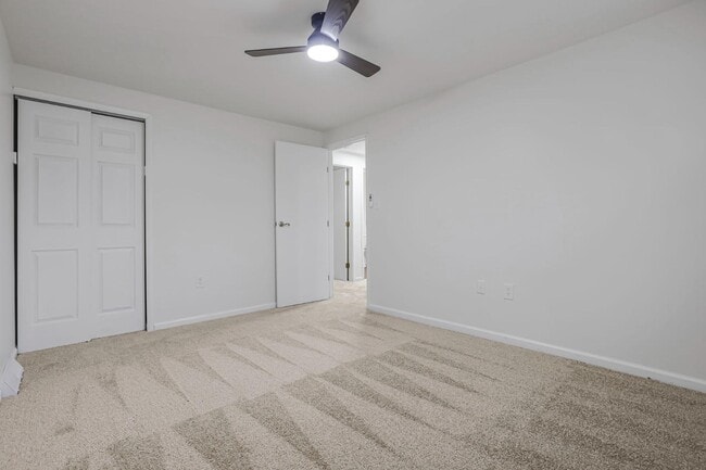 Building Photo - 6400 Firethorn Ave