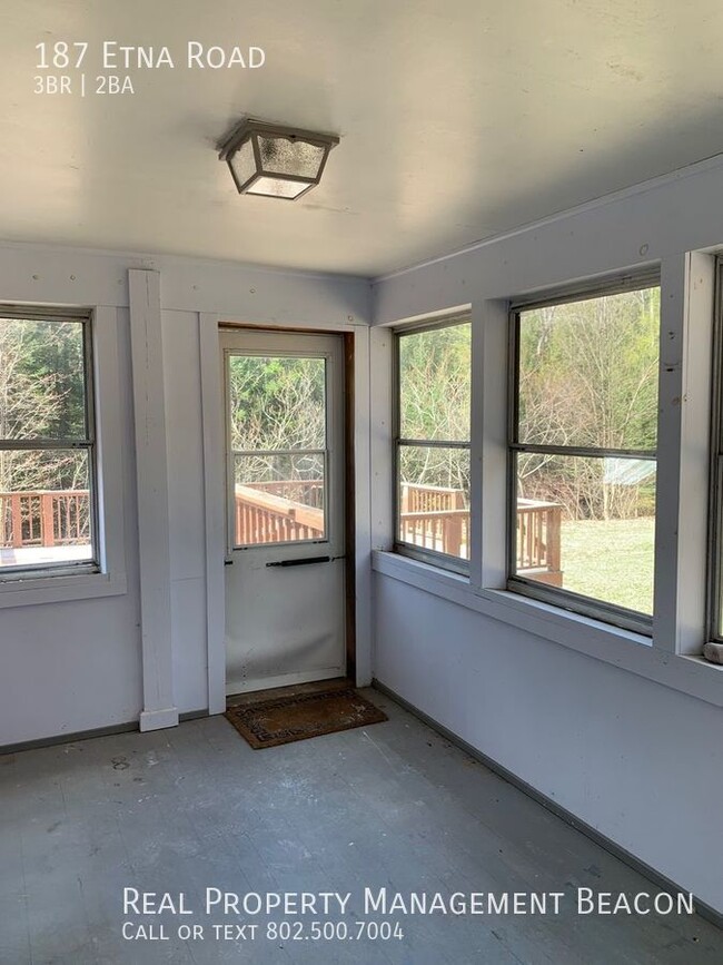 Building Photo - 187 Etna Rd
