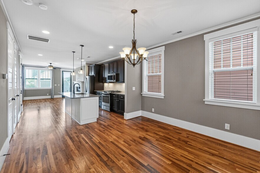Building Photo - 720 Waterscape Ct