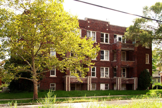 Building Photo - 3045 Blaine St