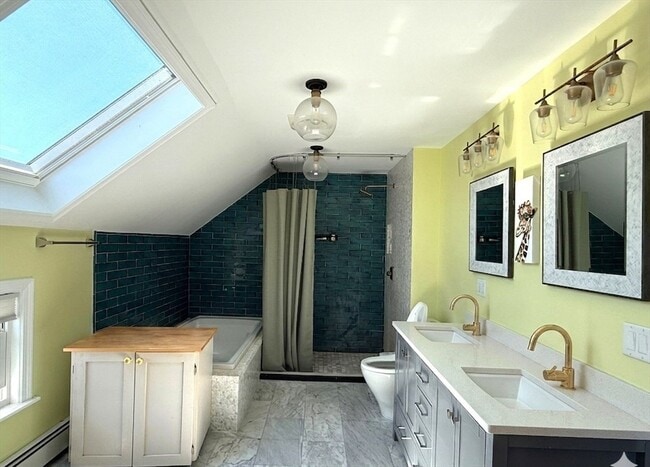 Building Photo - 188 South St