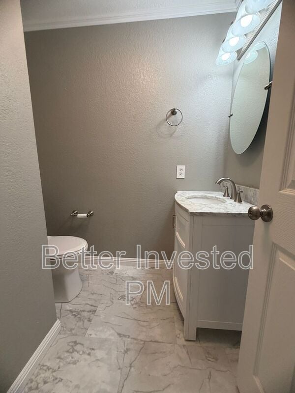Building Photo - 7720 Bodega Ave