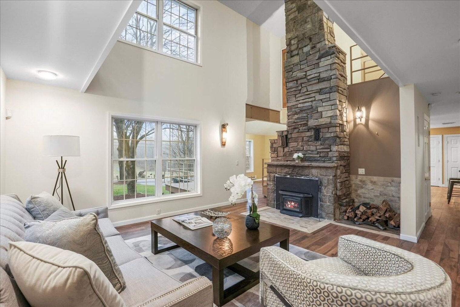 Building Photo - 338 Clove Rd