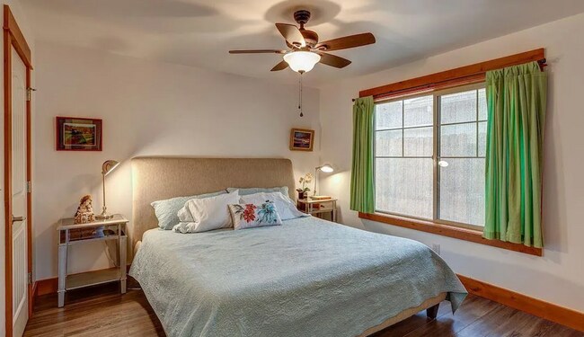 Building Photo - 3 Bedroom Townhome in Bozeman!