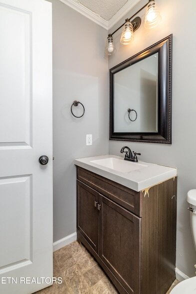 Building Photo - 5601 Ludbury Ln NW