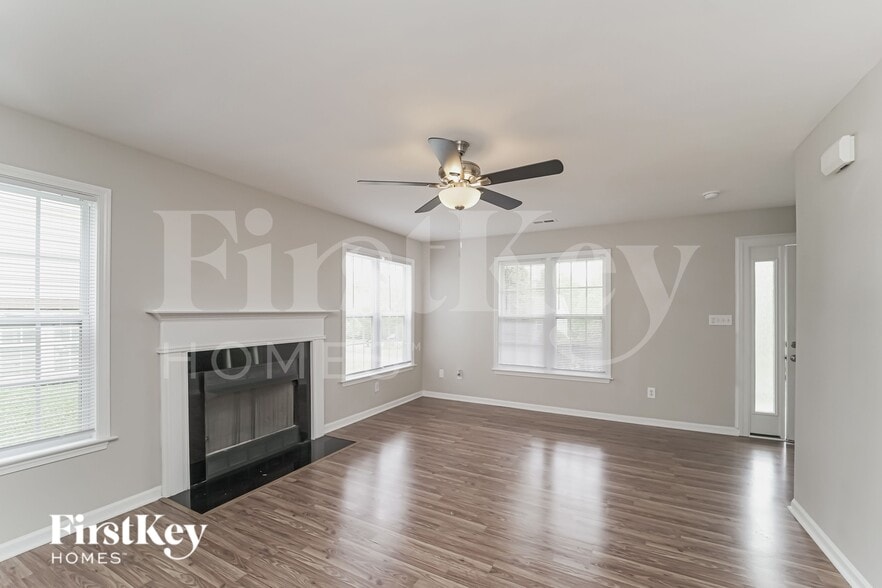 Building Photo - 104 Arbor Ridge Rd