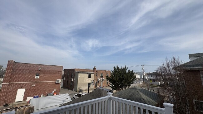 Building Photo - 5-12 Beach 130th St