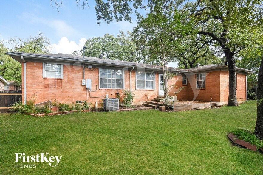 Building Photo - 6508 Normandy Rd