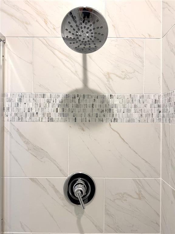 Building Photo - 16526 Silver Brook Wy