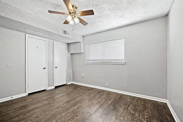 Building Photo - 5414 Reiger Ave