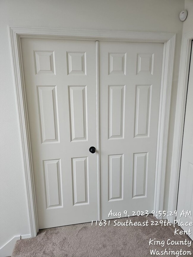 Building Photo - Kent East Hill 2 story home in Hurters Run Too, 3 bed 2.5 bath,  2 car garage and large fenced ya...