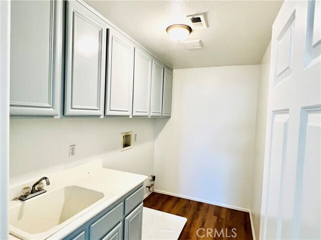 Building Photo - 7056 Mackinaw Ct
