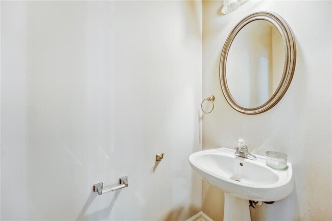 Building Photo - 2934 Wintercrest Dr