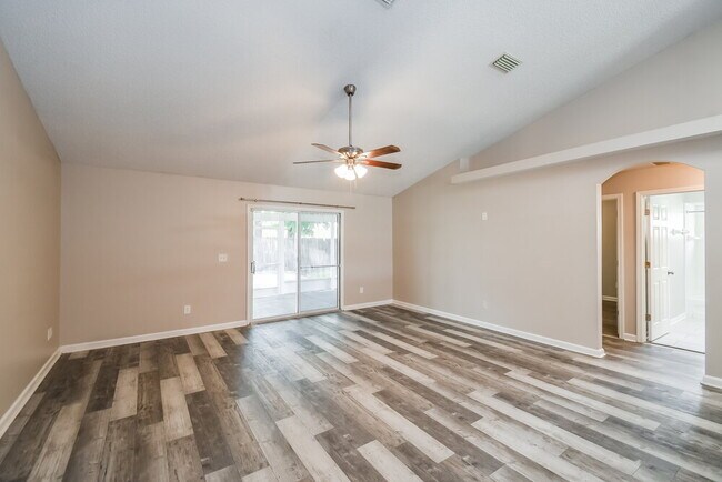 Building Photo - 1223 Summer Springs Drive