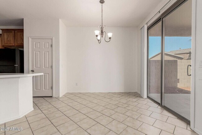 Building Photo - 15429 W Ventura St
