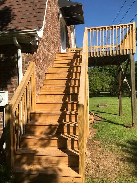 Private Entry and Deck - 4617 Yates Mill Pond Rd