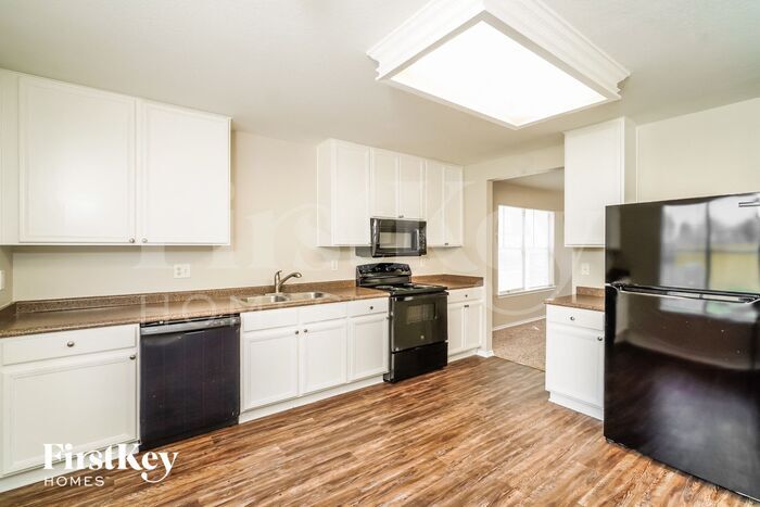 Building Photo - 6026 Ironmill Creek