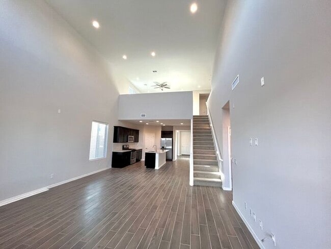 Building Photo - MOVE IN SPECIALS!! 2 Master Suites Open Ceiling Modern Home for RENT!