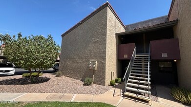 Building Photo - 1730 W Emelita Ave