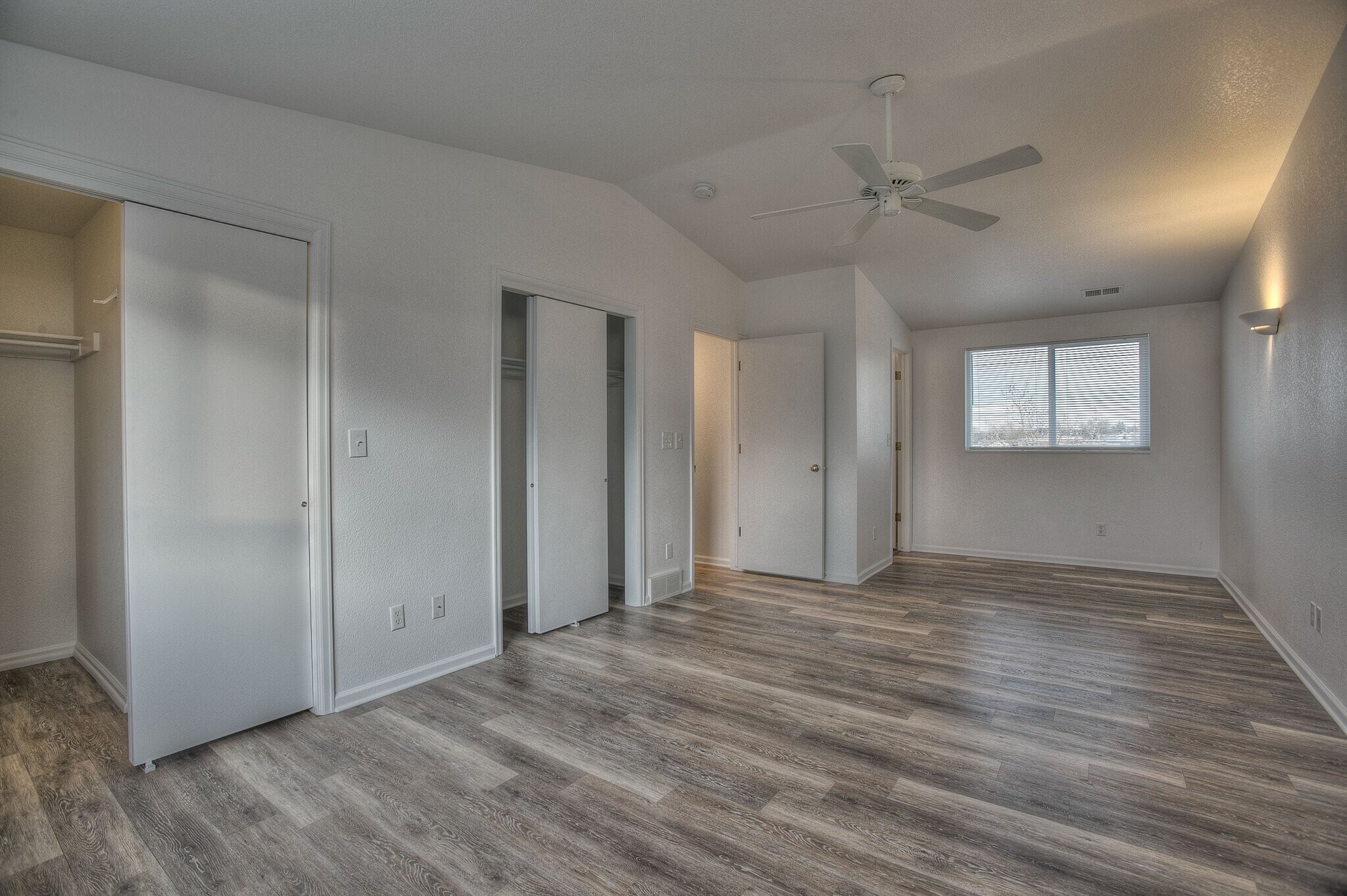 Building Photo - 624 26th St SW