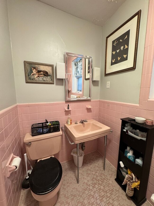 Building Photo - 3 Bed 9/1 BRIGHTON