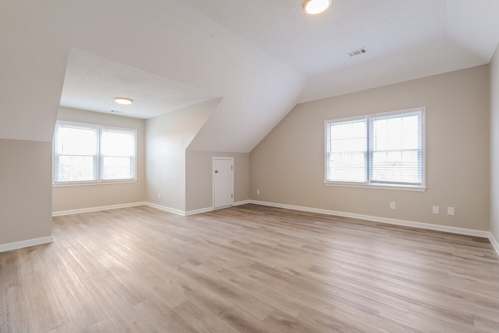 Building Photo - 293 Derby Run