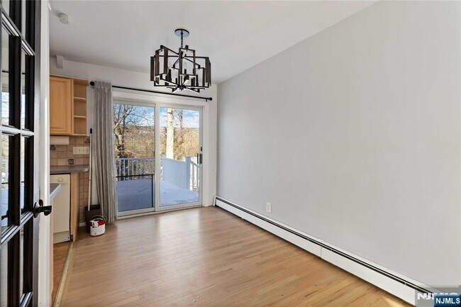 Building Photo - 9 McKinley Pl