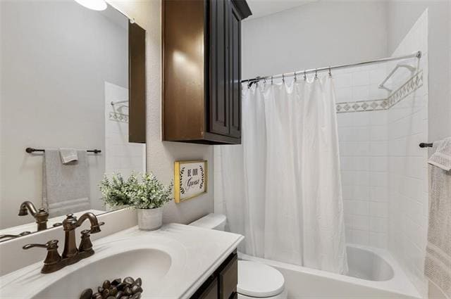 Building Photo - 2533 Windsor Castle Way