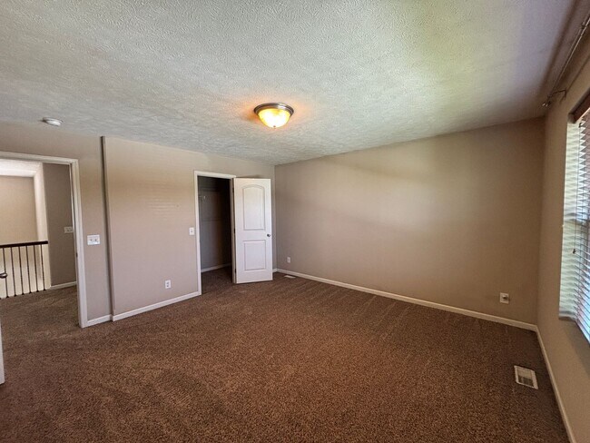 Building Photo - 2625 N 169th St