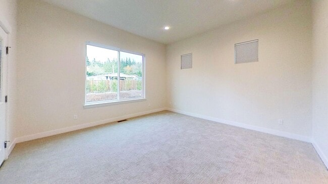 Building Photo - Contemporary 4 Bedroom Oasis on Quiet Dead-End Street!