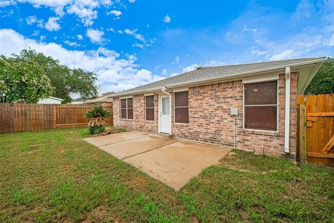 Building Photo - 4826 Cliffpoint Ct