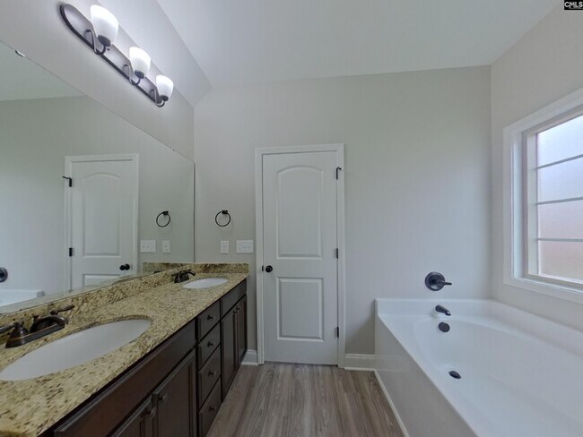 Building Photo - 755 Stoneroot Dr