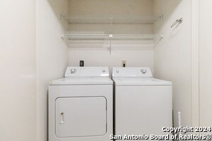 Building Photo - 4119 Castlewood