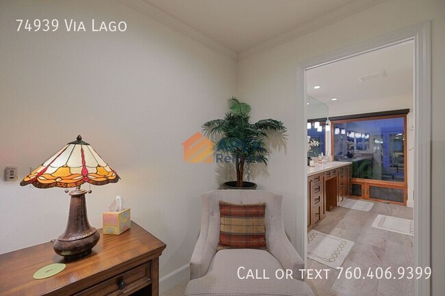 Building Photo - 74939 Vía Lago