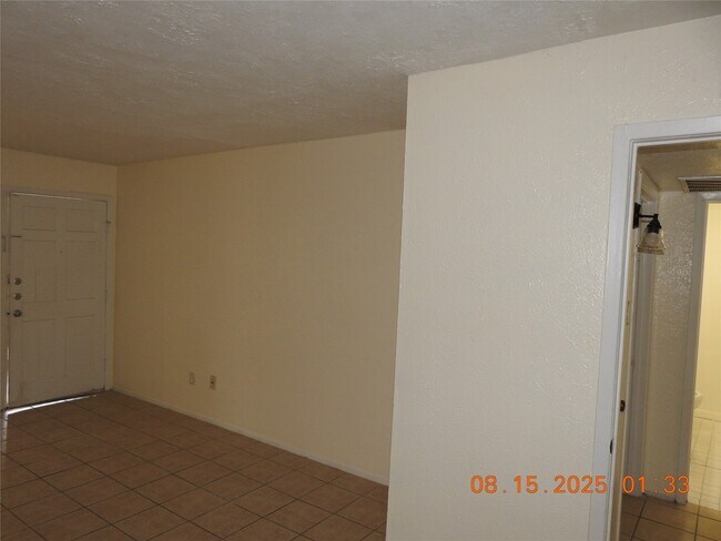 Building Photo - 6305 Westward St