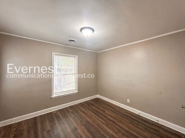 Building Photo - 3376 Spottswood Ave