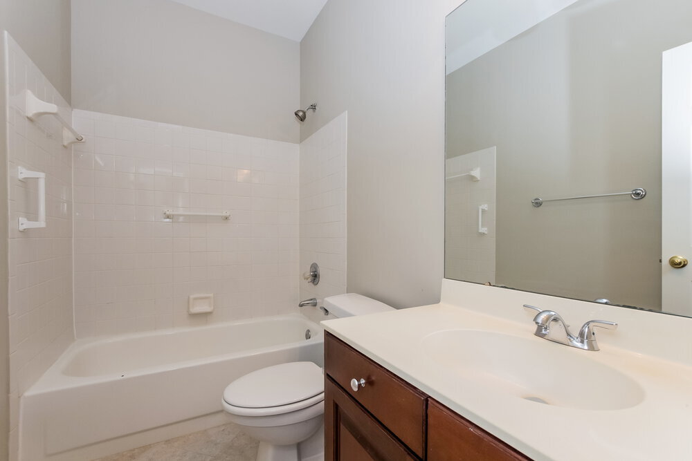 Building Photo - 9424 Arborview Ct