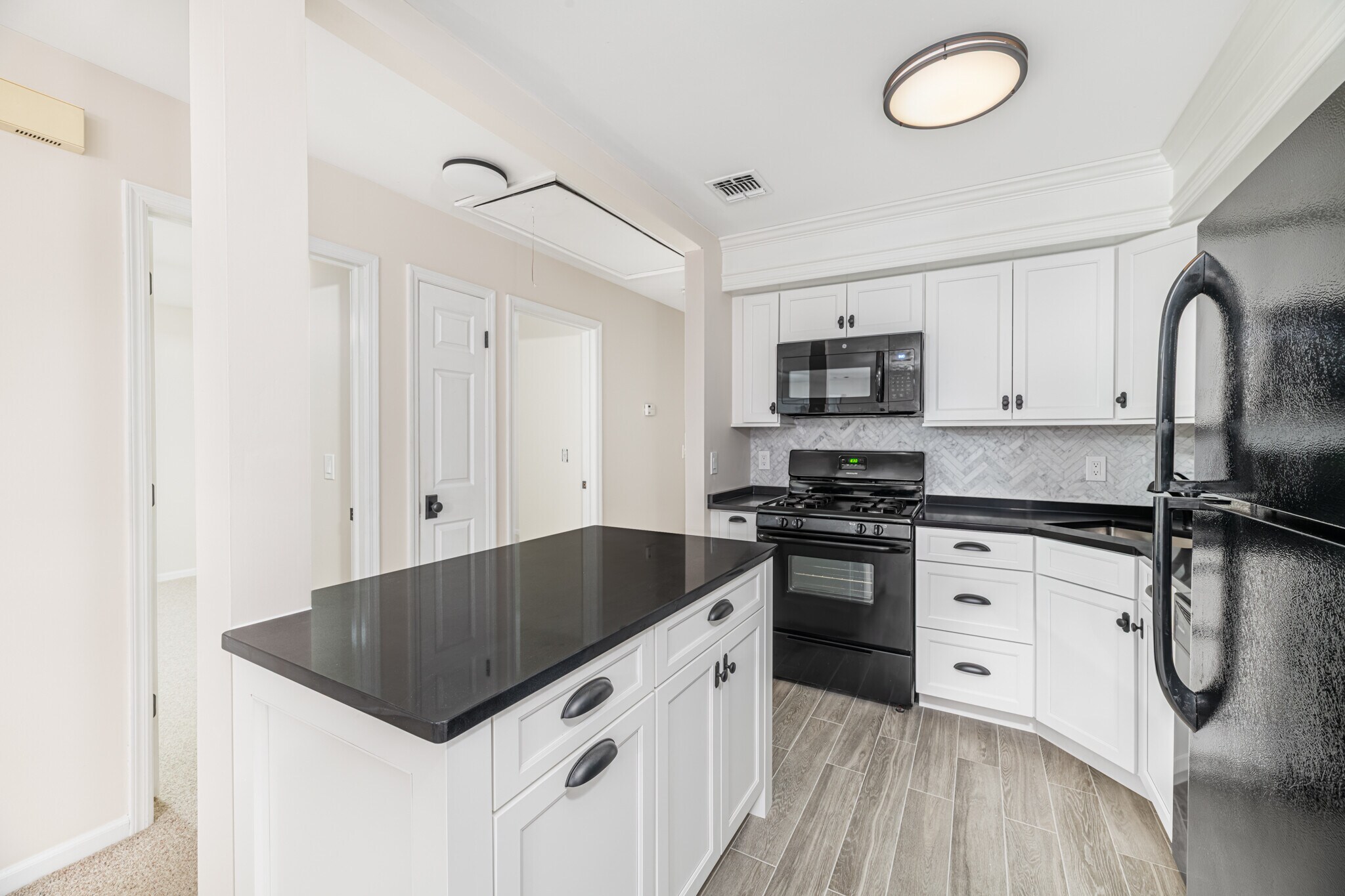 Building Photo - 177 Stonyridge Dr