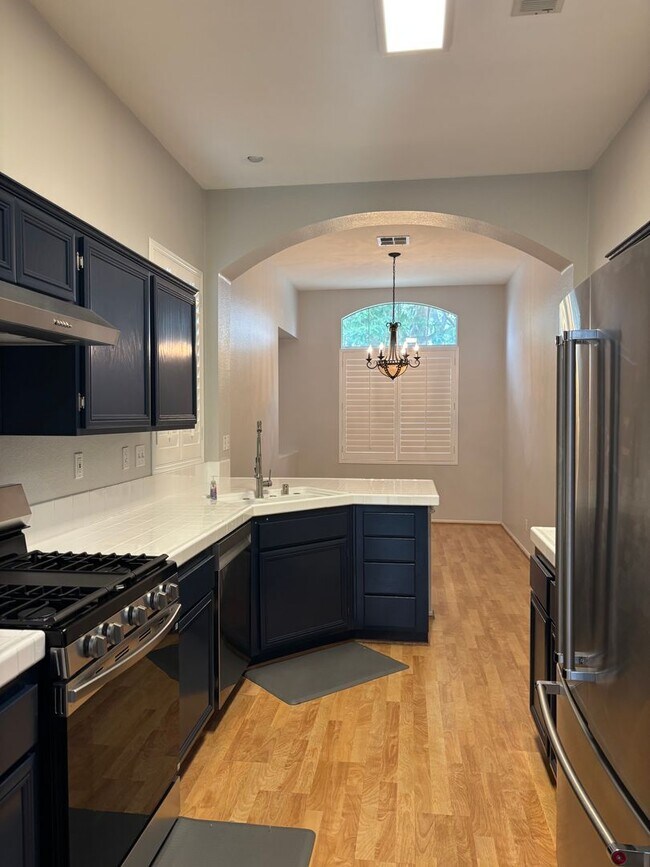 Building Photo - Beautiful Rancho Cucamonga 3 Bedroom/ 2 Bath Home